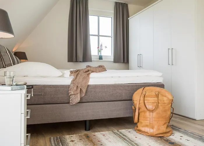 Ferienhaus Schilfrohrsaenger 54 *